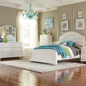 Liberty Furniture IndustriesTwin Panel Bed, Dresser & Mirror