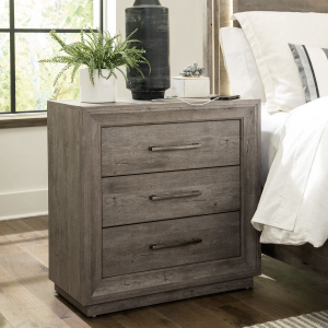 Liberty Furniture IndustriesBedside Chest w/ Charging Station