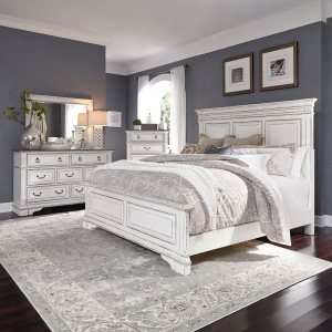 Liberty Furniture IndustriesKing California Panel Bed, Dresser & Mirror, Chest