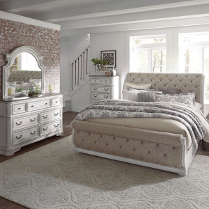Liberty Furniture IndustriesQueen Uph Sleigh Bed, Dresser & Mirror, Chest