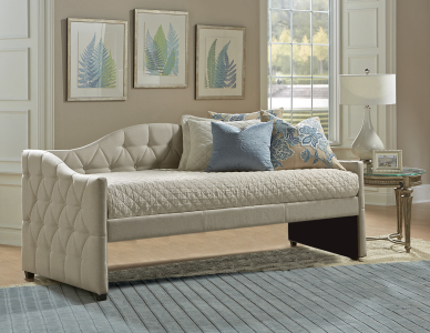 Hillsdale FurnitureTwin Jamie Upholstered Daybed in Cream
